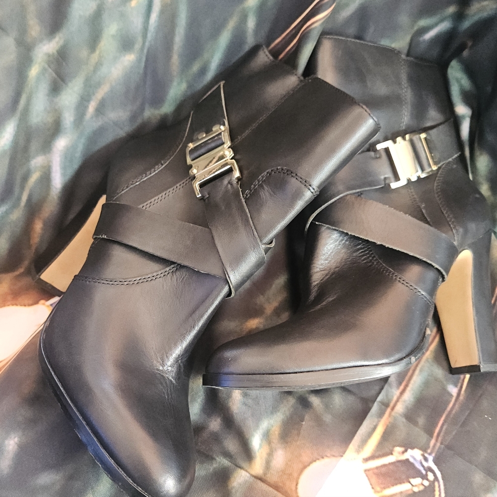 Vince Camuto Black Leather Heeled Boots with Gold Buckle